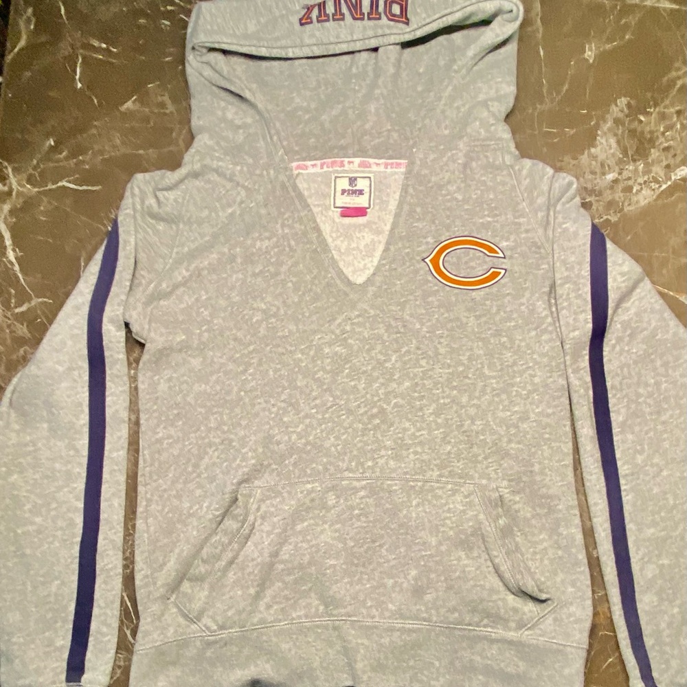 Chicago Bears PINK Victoria’s Secret Hoodie Small – Meet Me In The Endzone 🏈🧡 - Picture 4 of 7